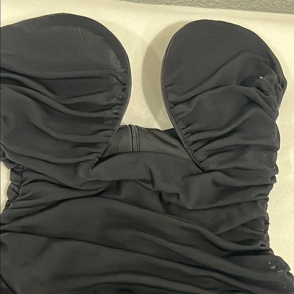 Black Ruched Strapless Bodycon Dress - Picture 4 of 6